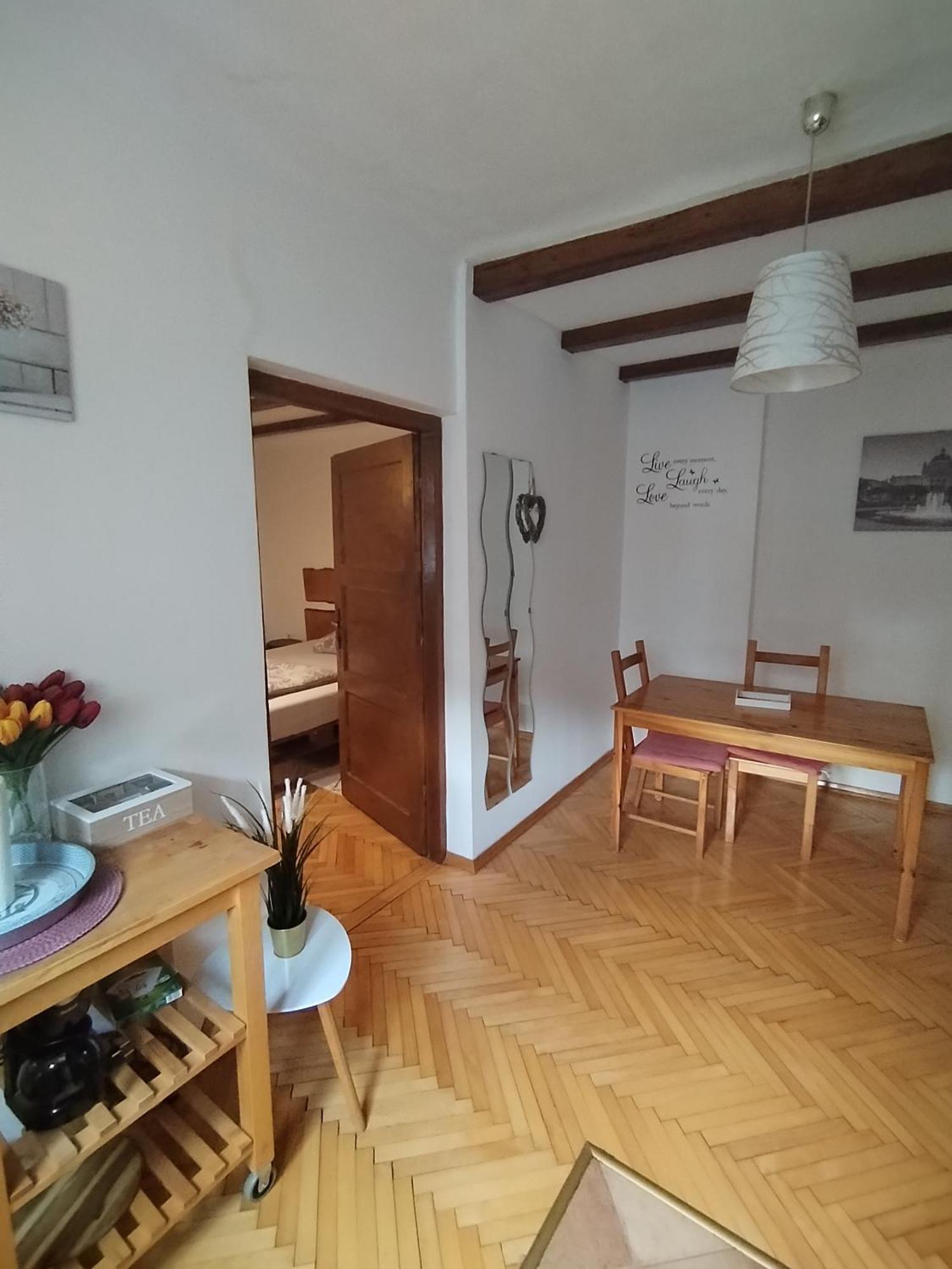 Apartmani Stonewood Загреб Экстерьер фото
